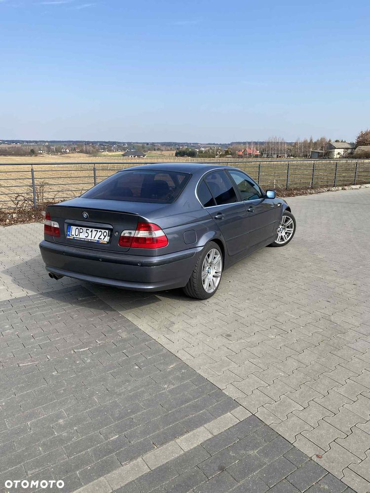BMW Seria 3 325i - 9