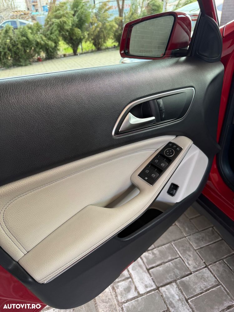 Mercedes-Benz GLA 200 d 4MATIC Aut. - 6