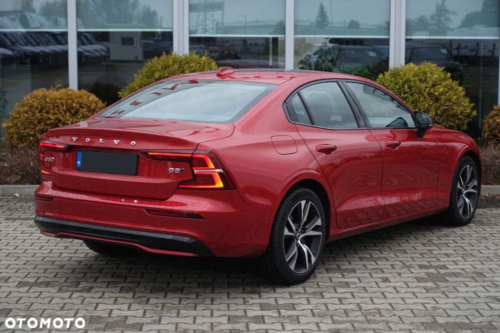 Volvo S60 B5 B AWD Ultimate Dark - 3