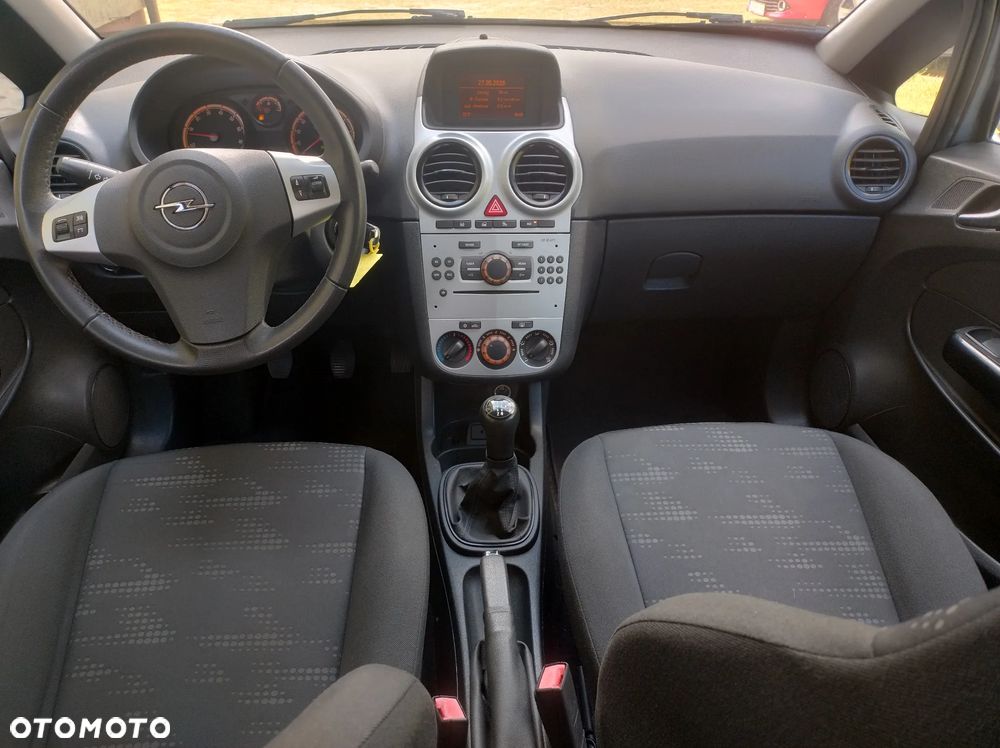Opel Corsa 1.2 16V Edition / Active - 19