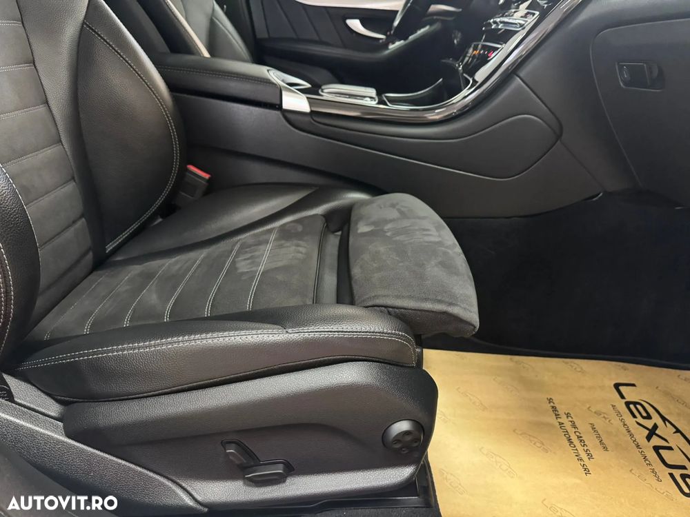 Mercedes-Benz GLC Coupe 300 de 4Matic 9G-TRONIC AMG Line - 23