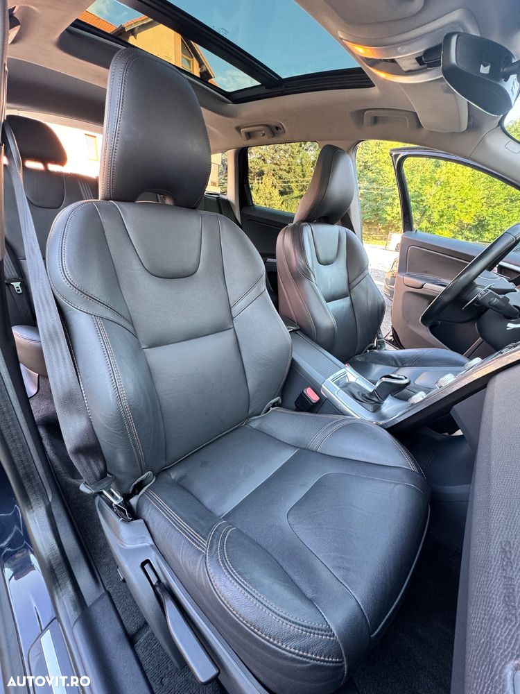 Volvo XC 60 D4 Geartronic Summum - 26