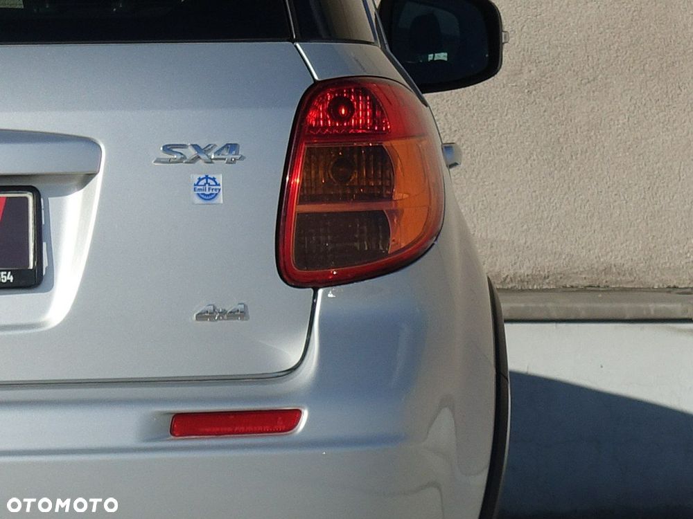 Suzuki SX4 1.6 VVT 4x4 Limited - 24