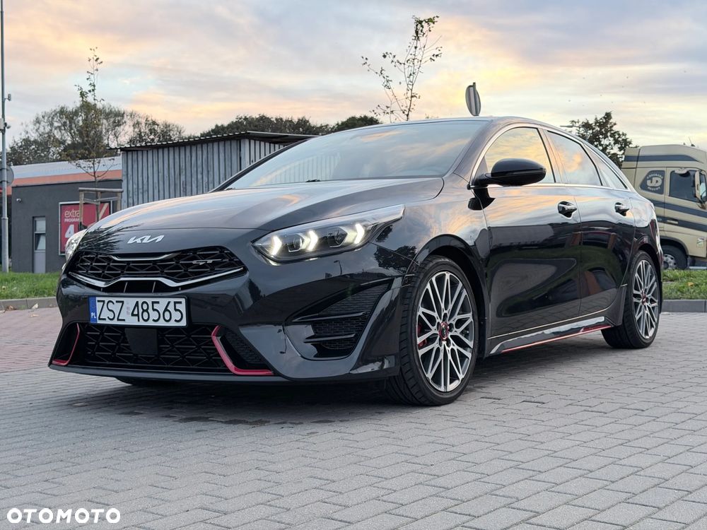 Kia ProCeed 1.6 T-GDI GT DCT - 1