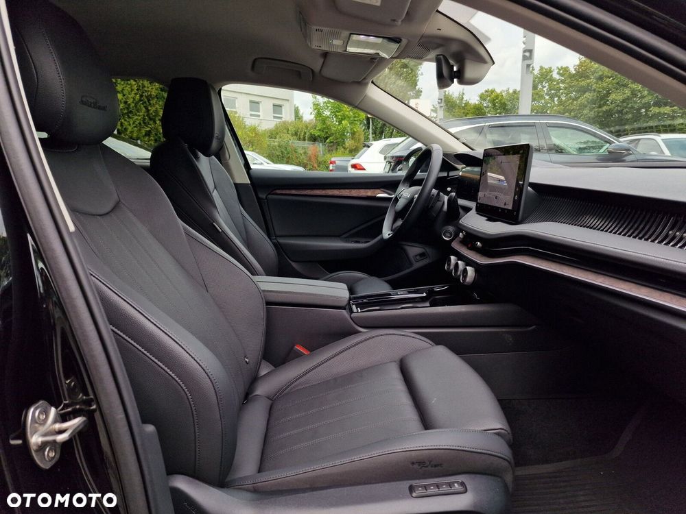 Skoda Superb 2.0 TSI L&K DSG - 17