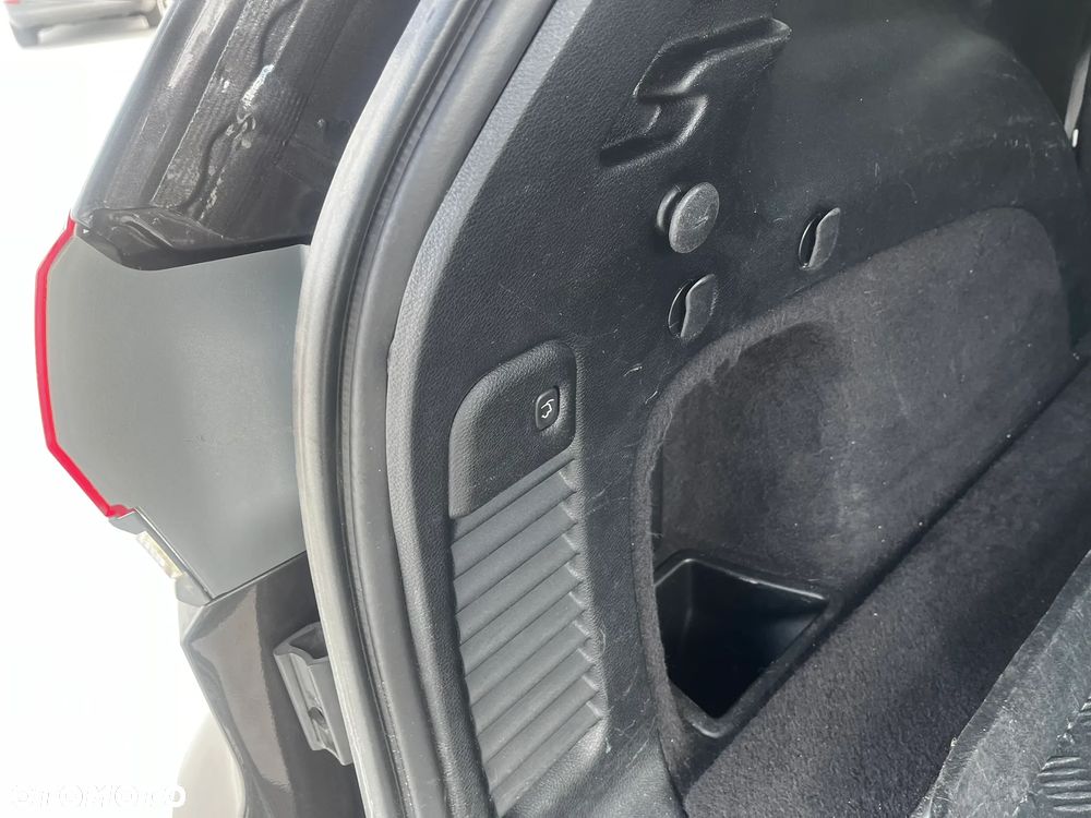 Jeep Grand Cherokee - 18