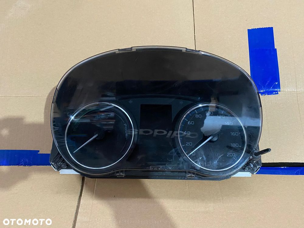 zegary licznik europa hybryda mitsubishi outlander III benzyna 8100c385 - 1