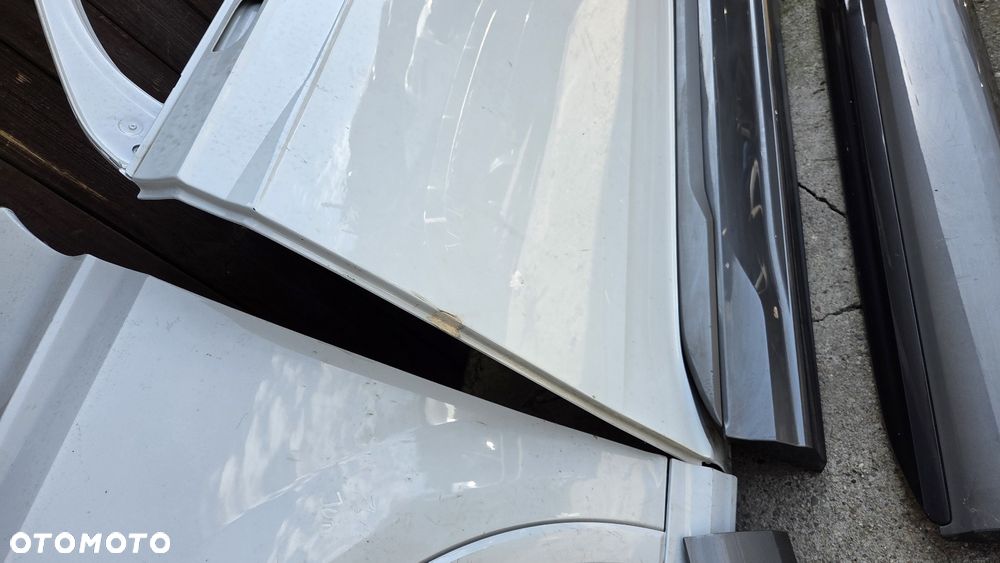 Drzwi lewe błotnik listwa przód Audi Q7 4M - 6