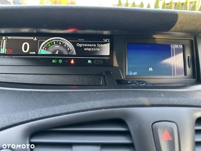 Renault Scenic 1.6 16V 110 LIMITED - 24