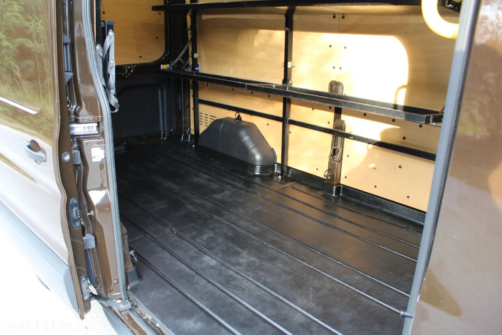 Ford Transit - 20