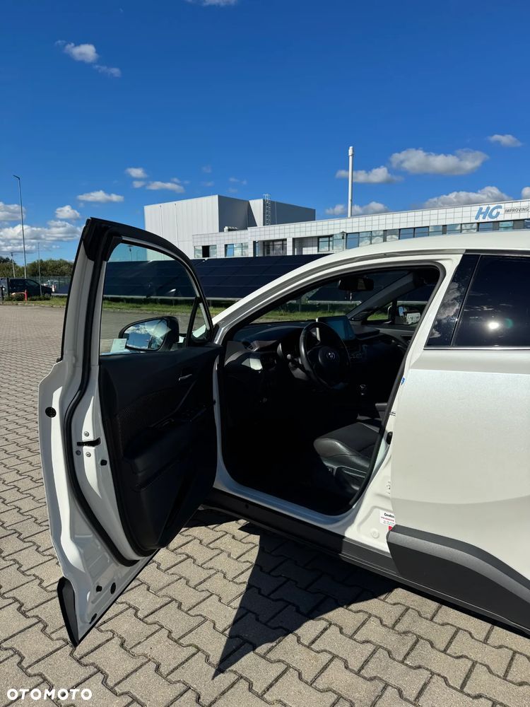 Toyota C-HR - 15