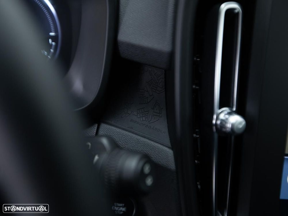 Volvo XC 40 1.5 T4 PHEV Essential - 17