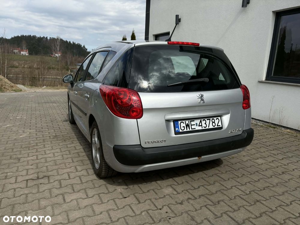 Peugeot 207 1.4 - 3
