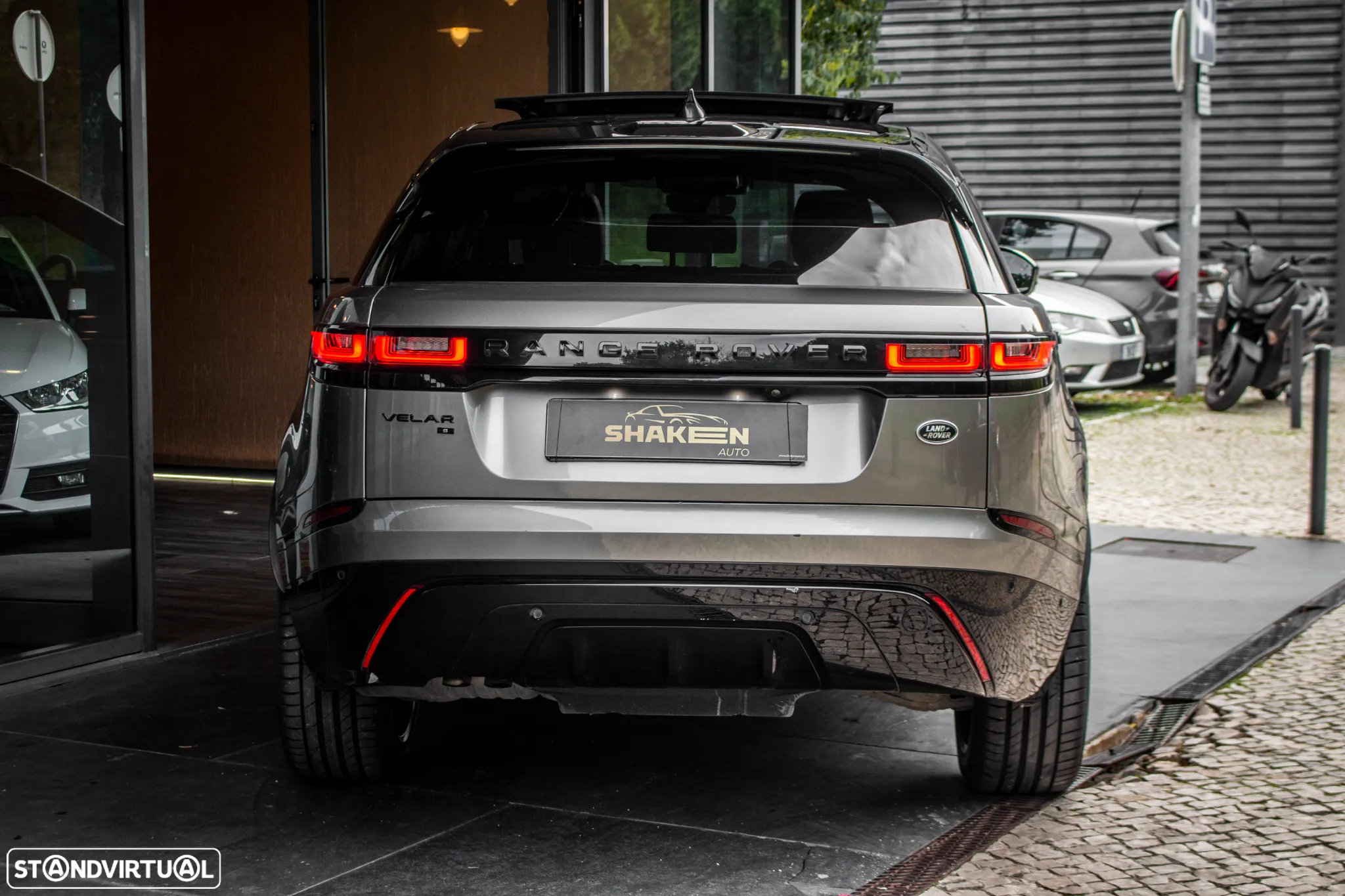 Land Rover Range Rover Velar D200 S - 12