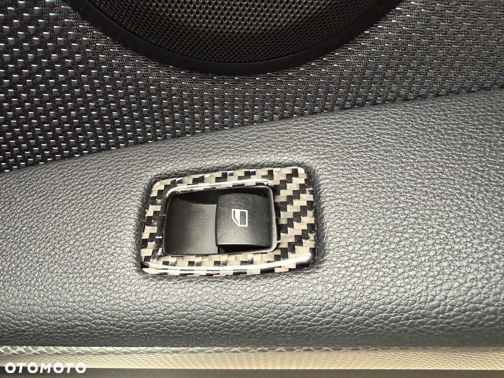 BMW Seria 3 325i - 11