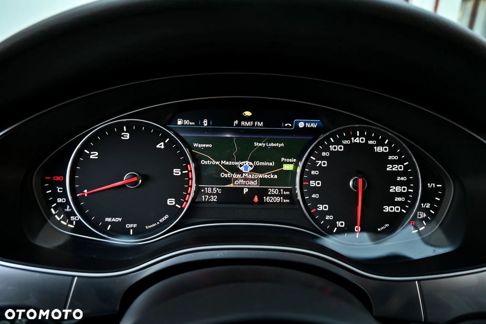 Audi A6 Avant 2.0 TDI Ultra S tronic - 33