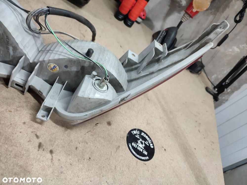 Lampa tył, tylna Suzuki Burgman 125 - 8