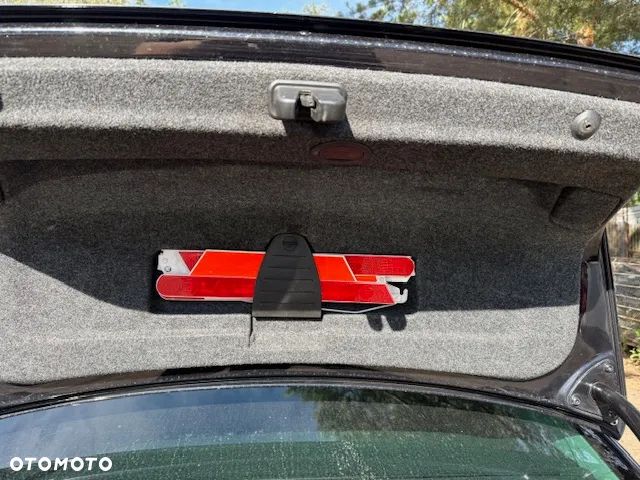 KLAPA TYLNA VW PASSAT B6 SEDAN EUROPA LC9X - 2