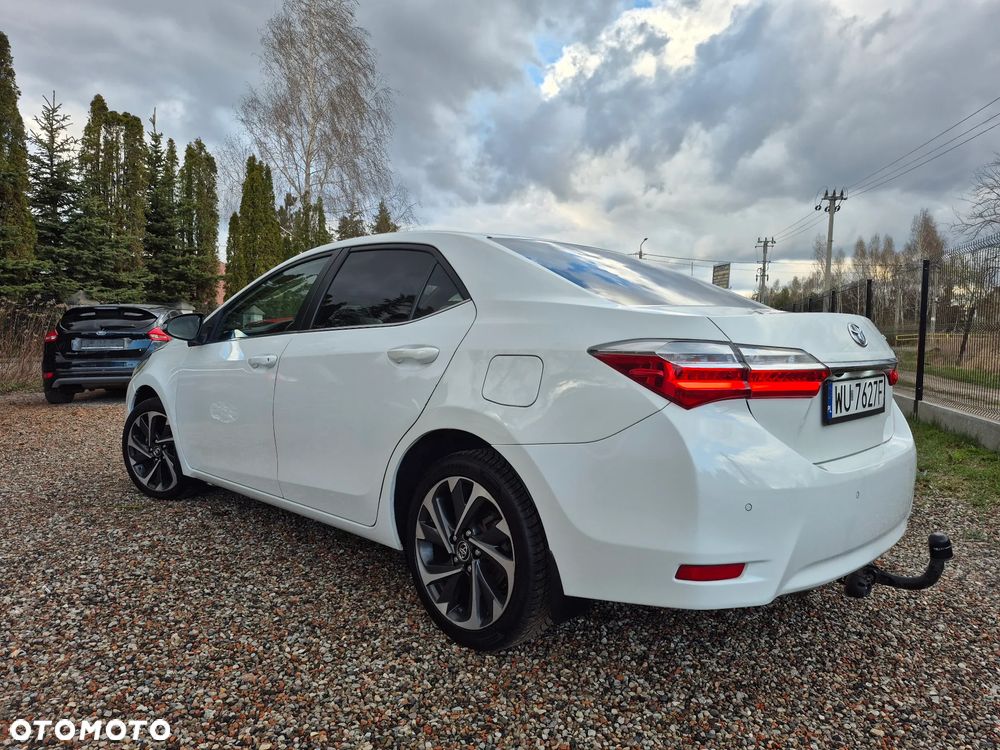 Toyota Corolla 1.6 Executive - 3