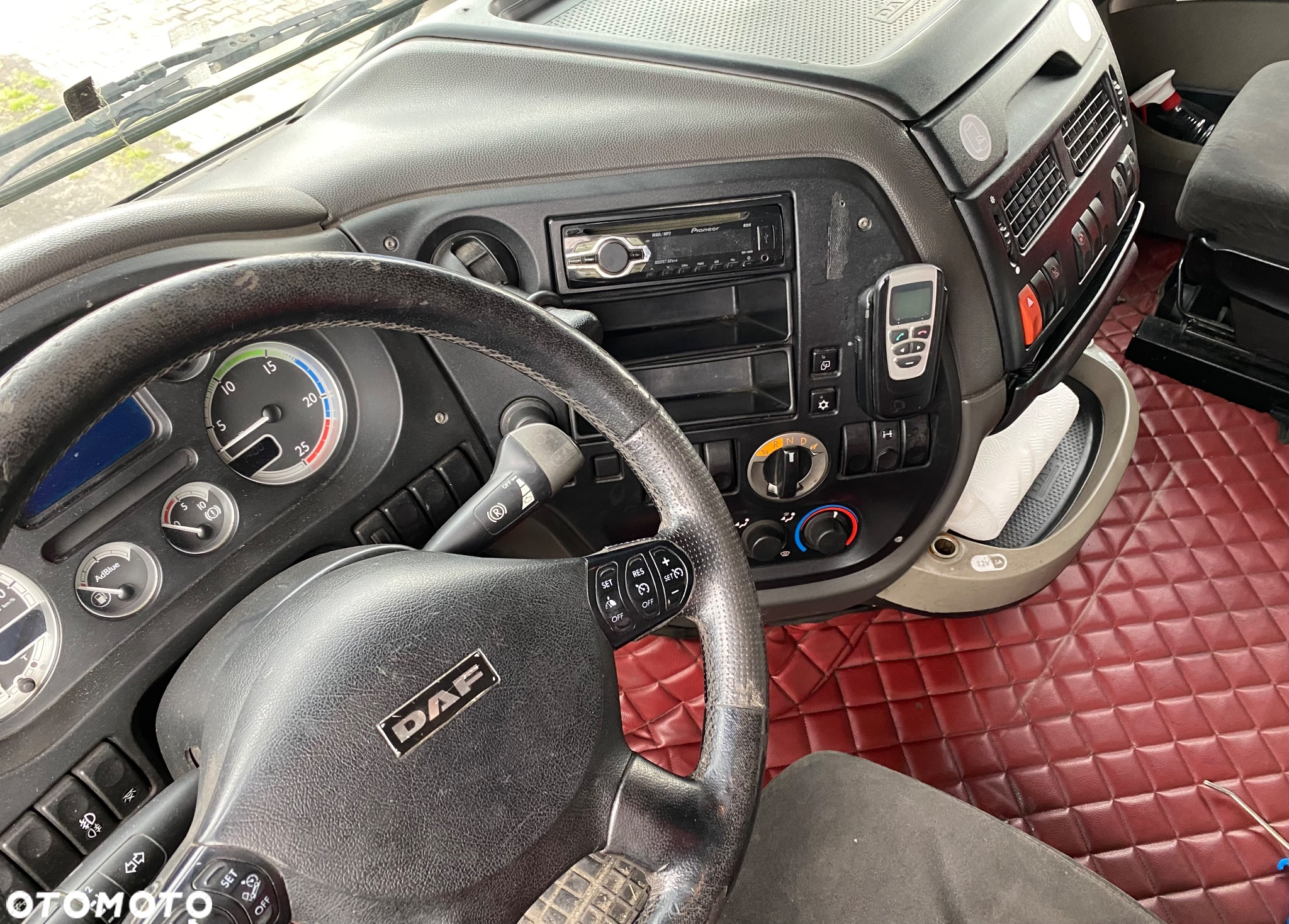 DAF XF 105.460 / Automat / Retarder / 2012 r - 11