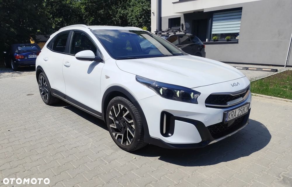 Kia XCeed 1.5 T-GDI M DCT - 2
