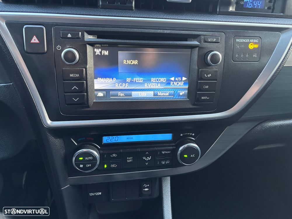 Toyota Auris Touring Sports 1.4 D-4D Design Edition - 16