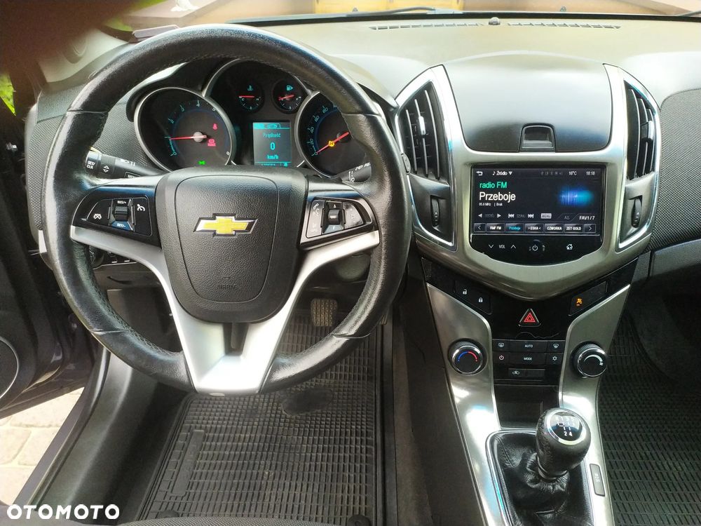 Chevrolet Cruze 1.8 LTZ - 26