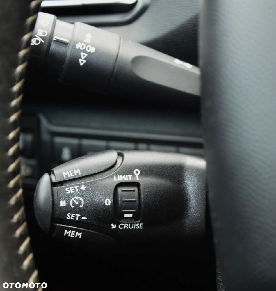 Peugeot 308 - 22