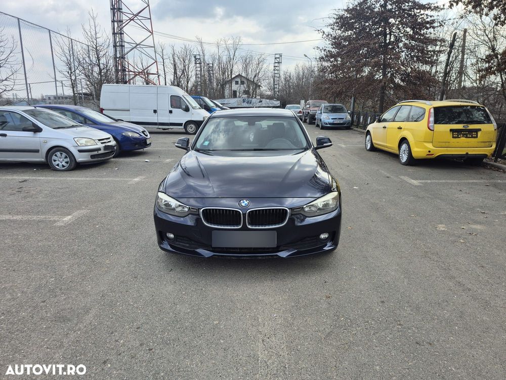 BMW Seria 3 318d Aut. - 5