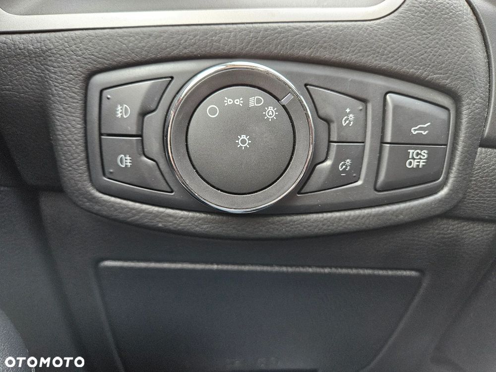Ford Edge - 30