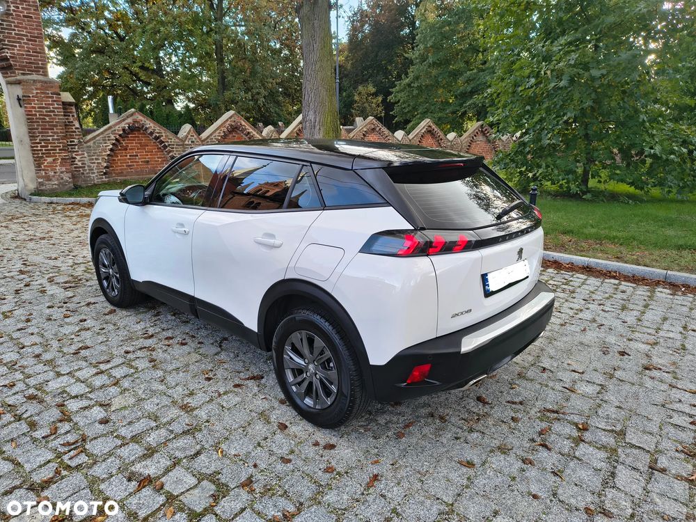 Peugeot 2008 - 4