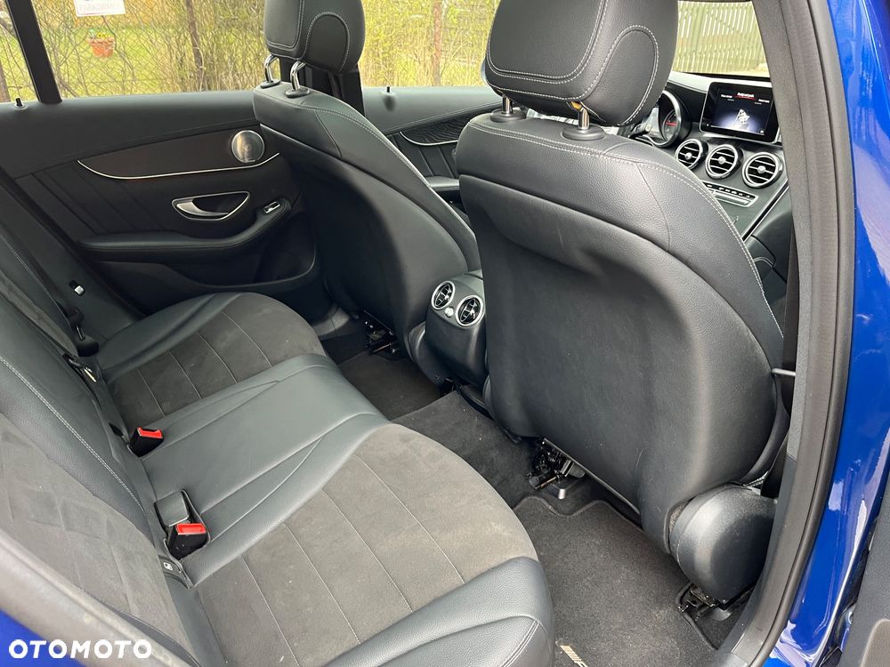 Mercedes-Benz GLC - 21