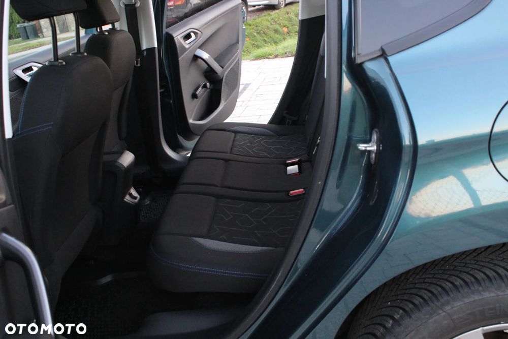 Peugeot 2008 Style - 10