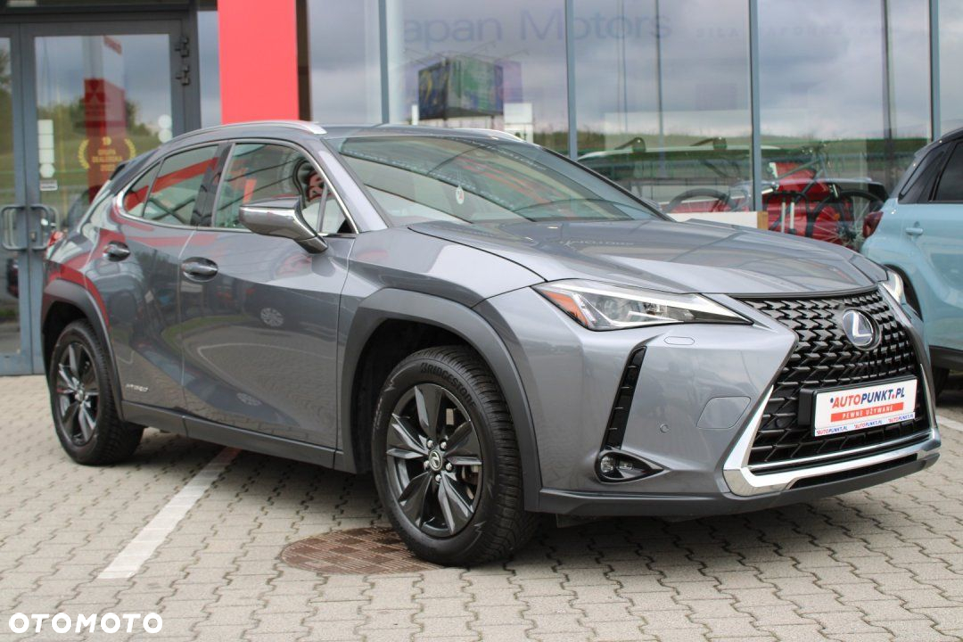 Lexus UX - 2