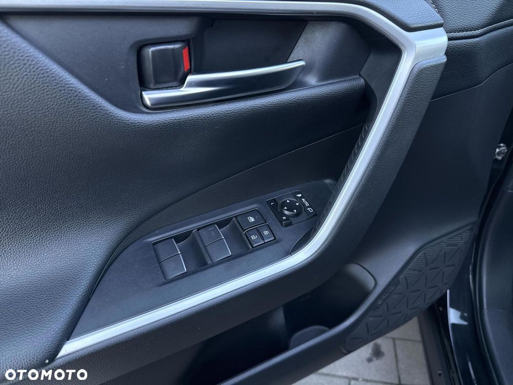 Toyota RAV4 2.5 Hybrid Black Edition by JBL 4x2 - 10
