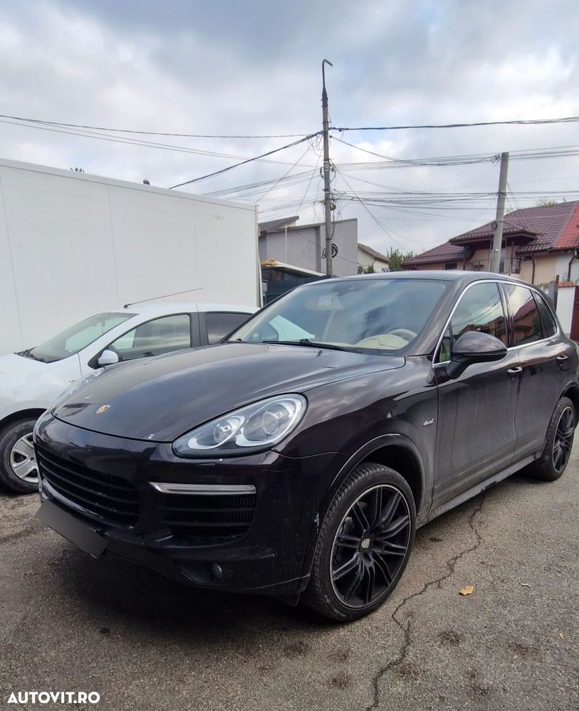 Porsche Cayenne 2015 photo 2