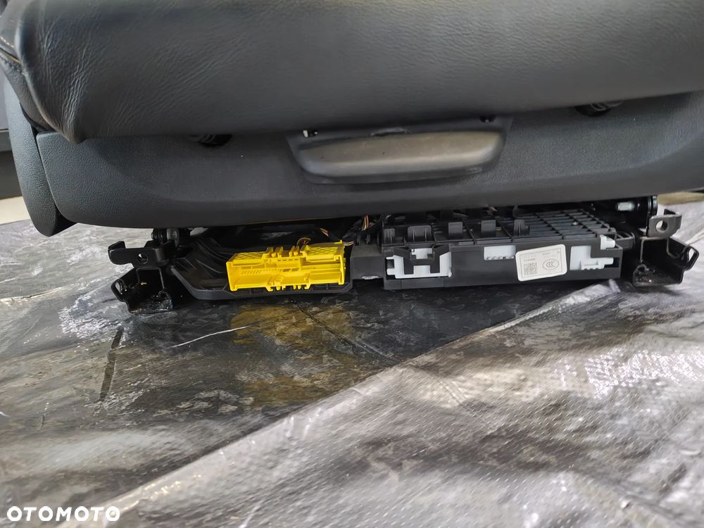 BMW X5 G05 fotele skóra mały przebieg 62 tys kompletne - 12