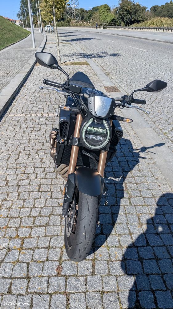 Honda CB 650R E-Clutch - 1