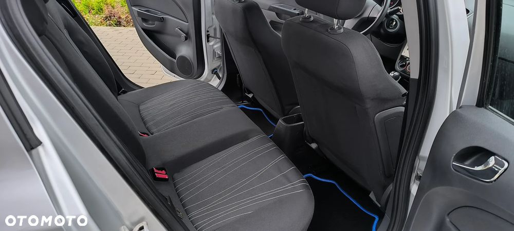 Opel Corsa - 38