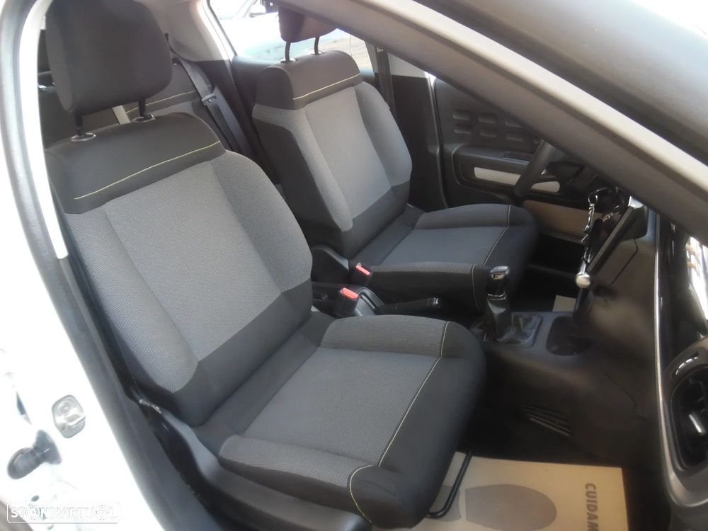 Citroën C3 1.2 PureTech Feel Pack - 26