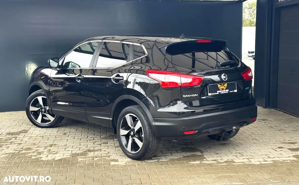 Nissan Qashqai 1.5 DCI Start/Stop N-Connecta - 2
