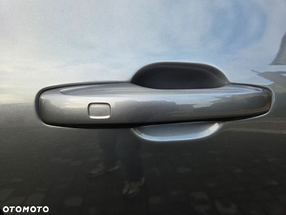 Volvo XC 60 D4 Momentum Pro - 16