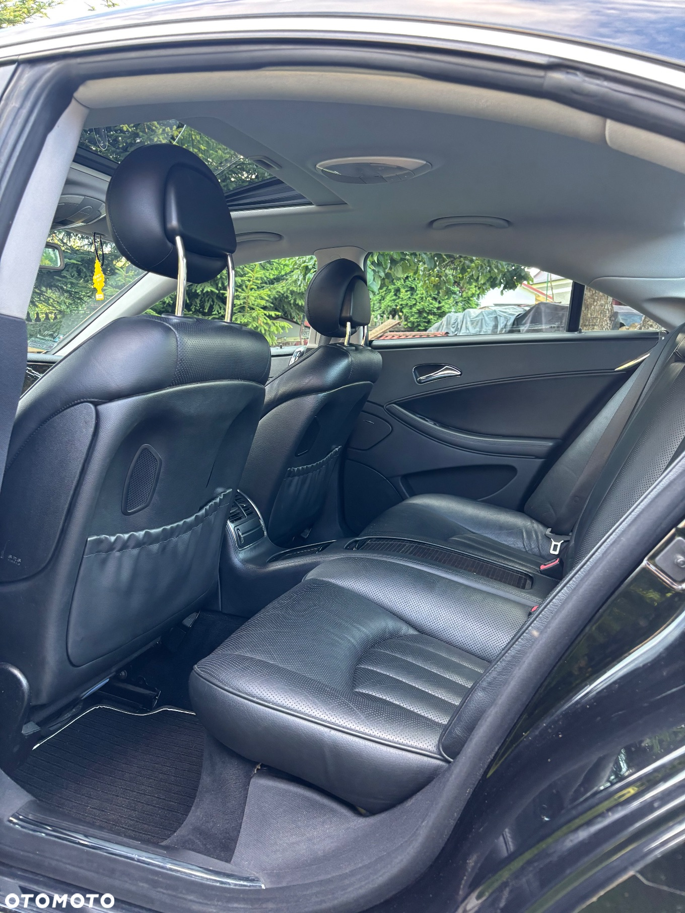 Mercedes-Benz CLS 350 - 11