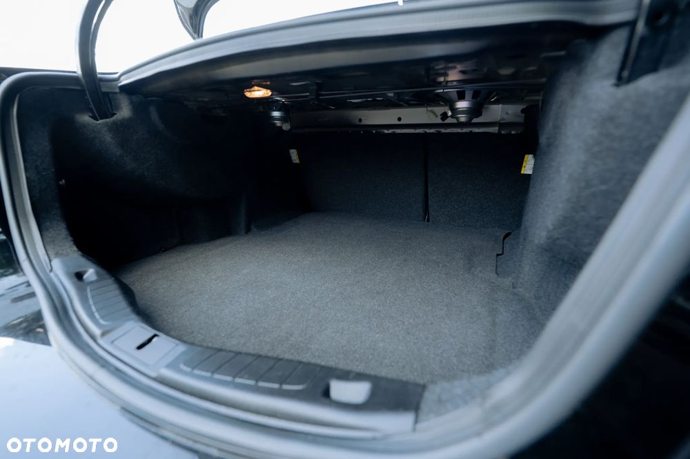 Ford Fusion 2.0 EcoBoost Titanium - 32