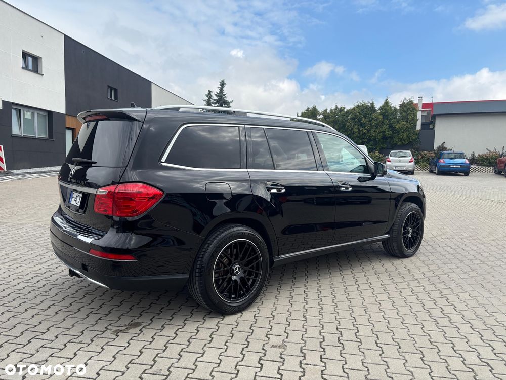 Mercedes-Benz GL - 6