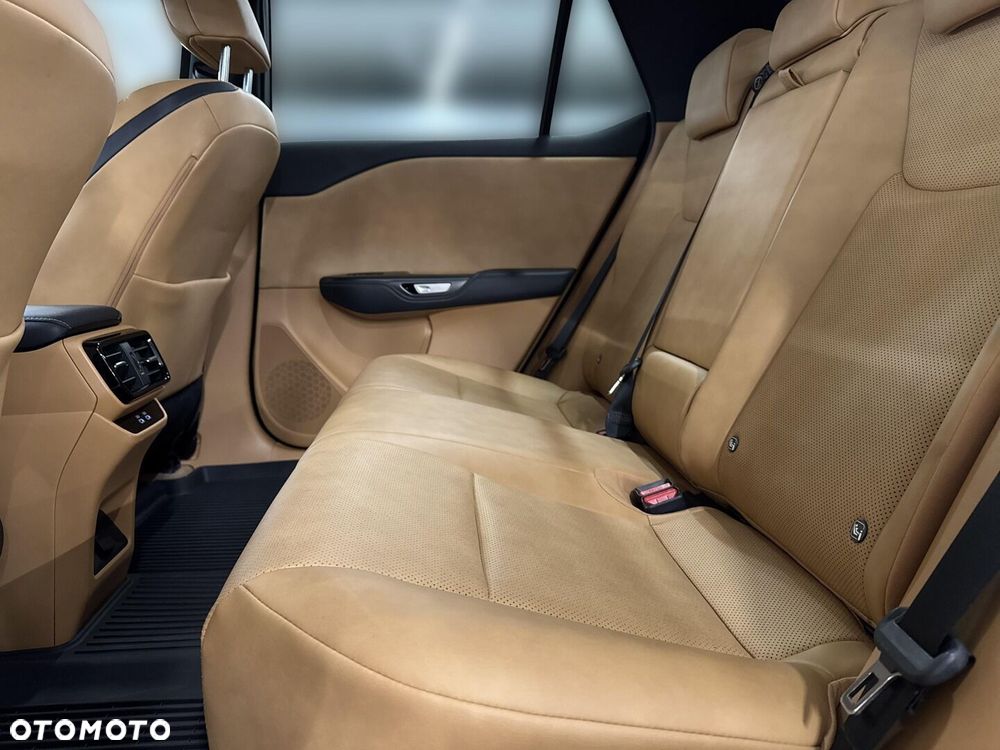 Lexus RZ 450e Prestige DIRECT4 - 11