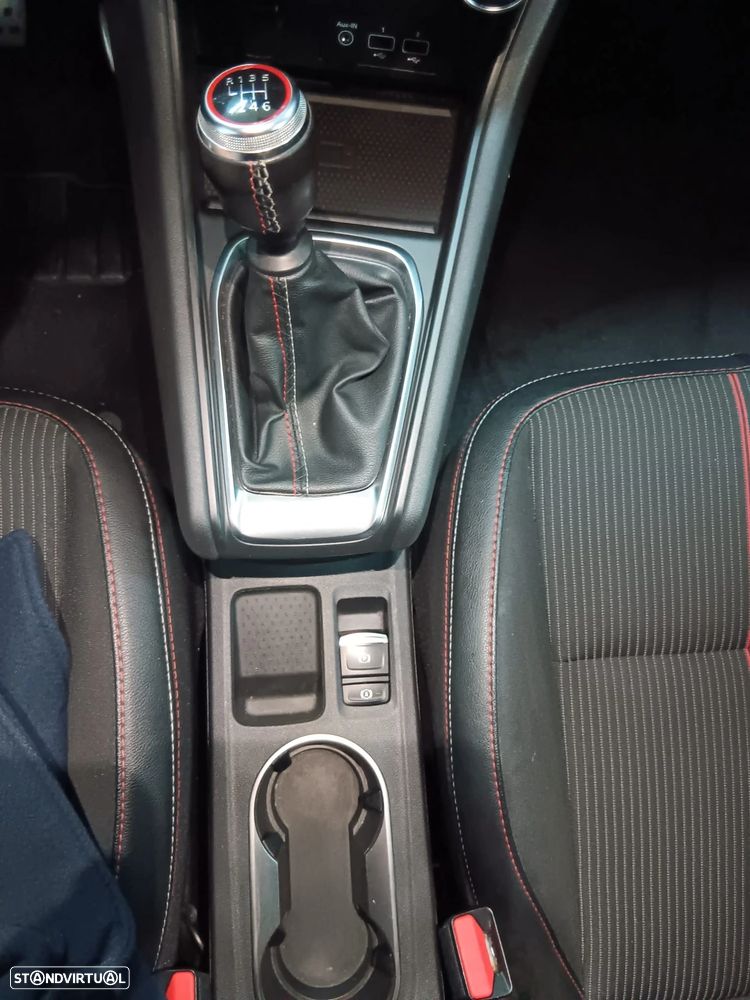 Renault Captur 1.0 TCe RS Line - 17