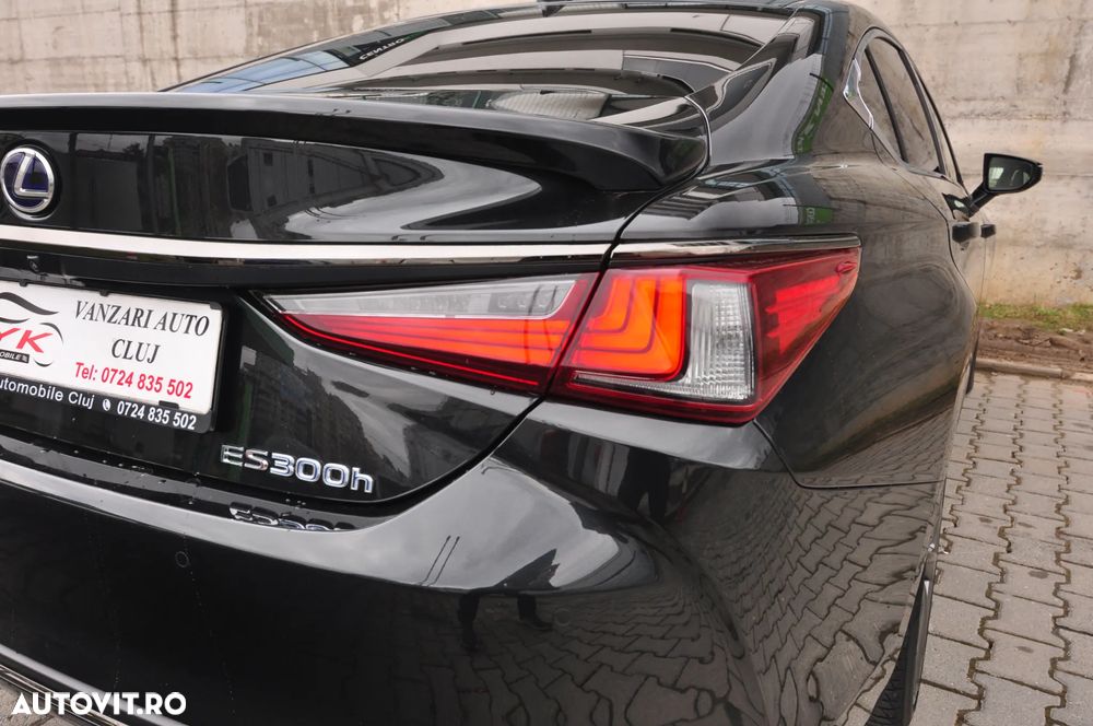 Lexus Seria ES 300h F Sport - 11