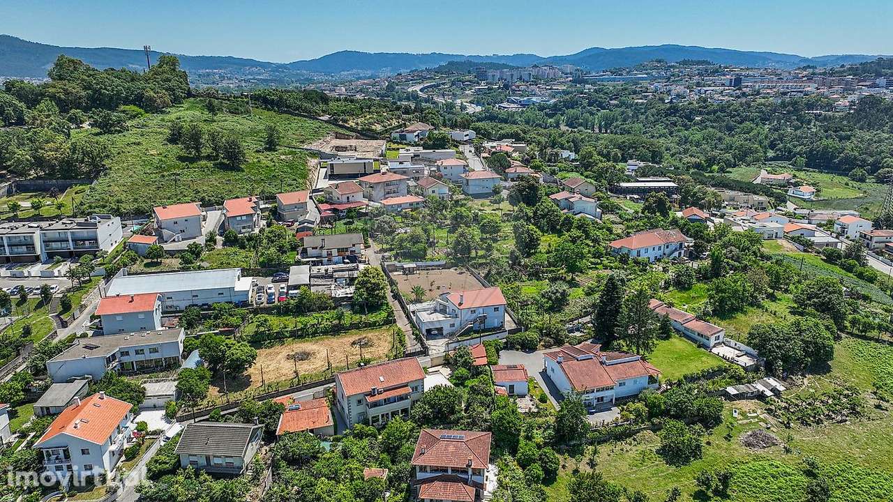 Moradia T2 para venda - Grande imagem: 3/32