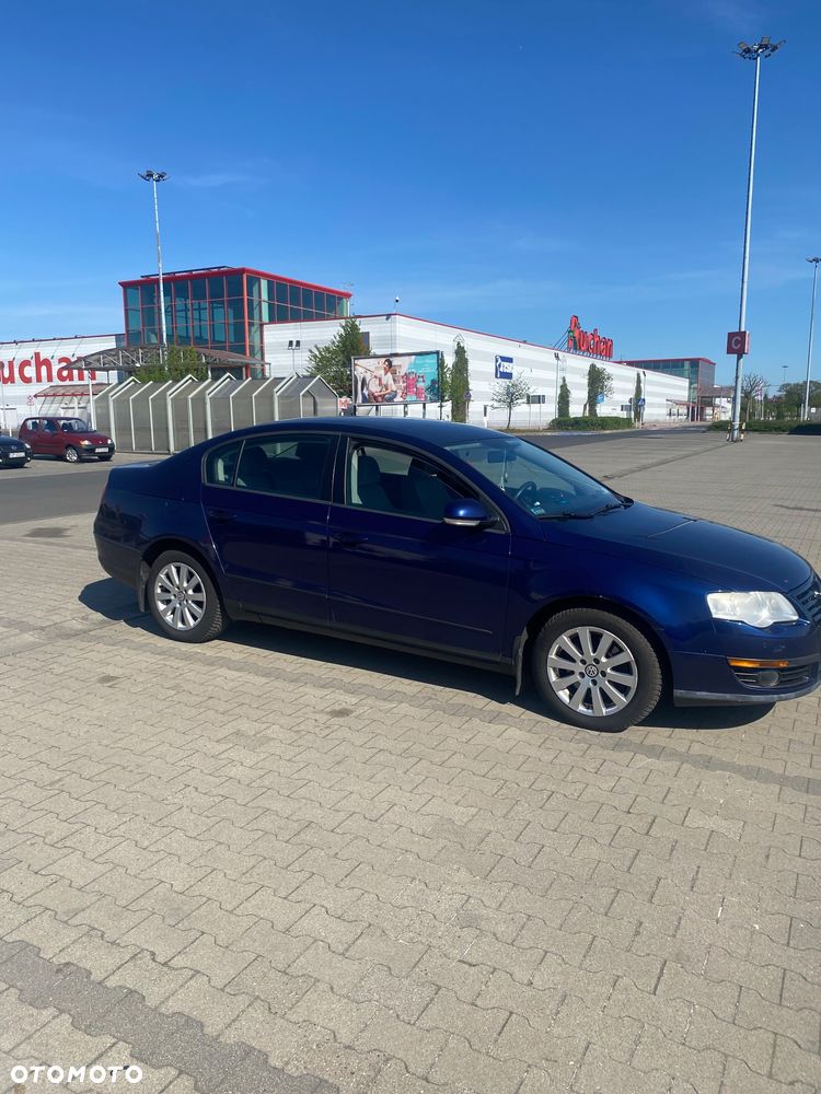 Volkswagen Passat 2.0 TDI Highline - 3
